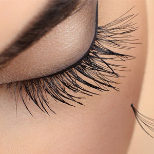 Eyelash_extensions